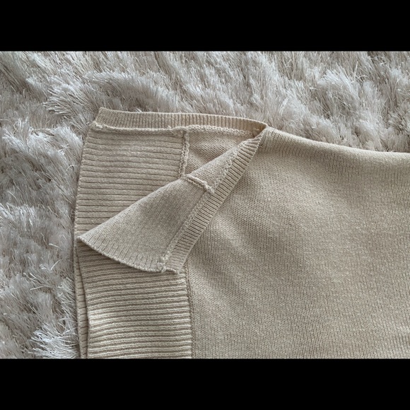 Chico’s sweater. Cream cowl neck, 3/4 sleeves, dolman/boxy shape, VERSATILE! - Picture 11 of 12